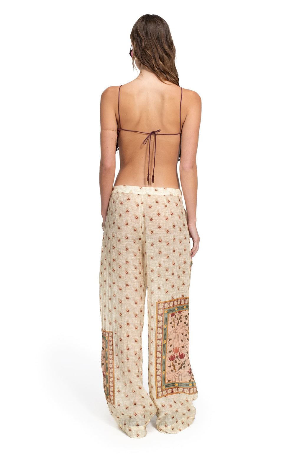 Cailin Plume 20693 by Agua Bendita, photo 3 of 5, Leonica