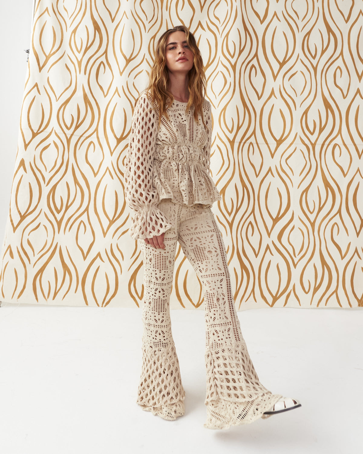 Flow With The Wind Pants In Arena by Itana, photo 3 of 23, Leonica